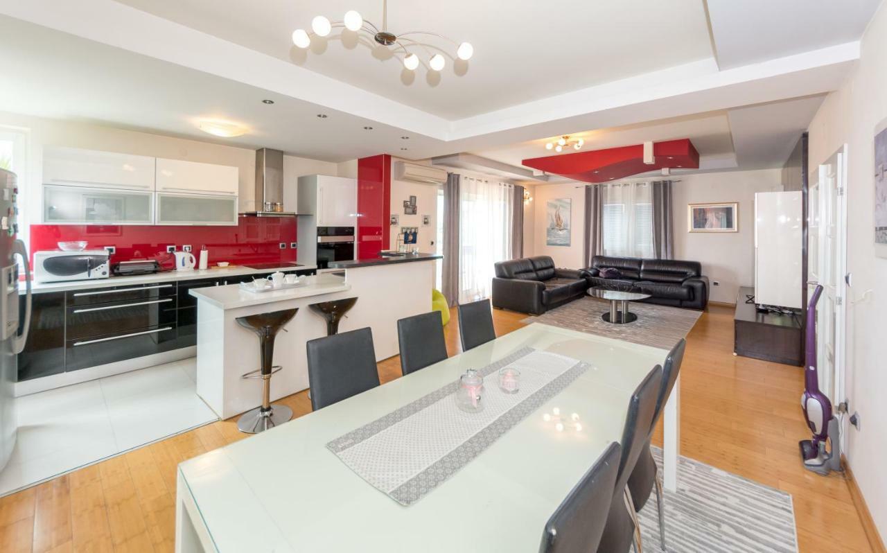 ספליט Apartments Lupe מראה חיצוני תמונה